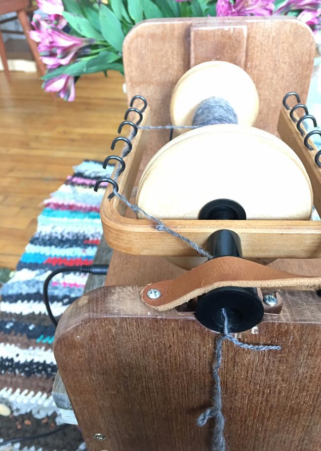 E-Spinners: Giving electric wheels a spin - Halcyon Yarn