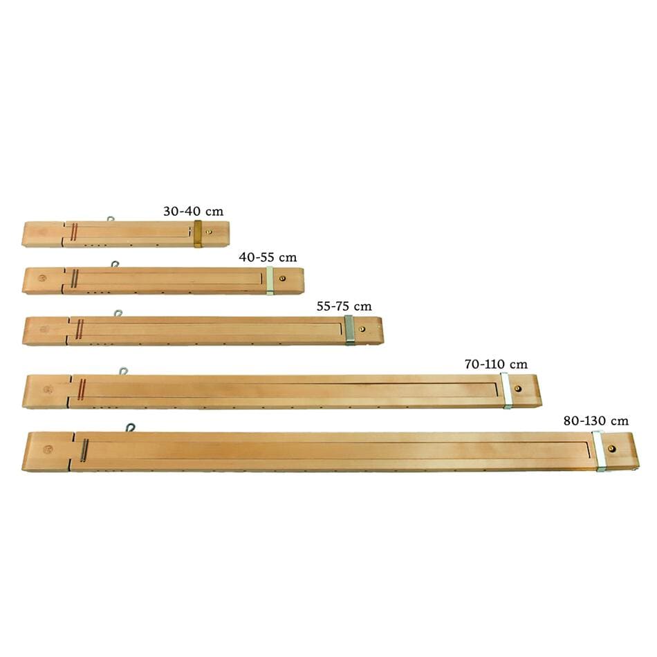 The Louët Fine Tooth Wood Temple by Louet Inc. includes five adjustable sticks, ranging from 30-40 cm up to 80-130 cm, arranged in ascending order.