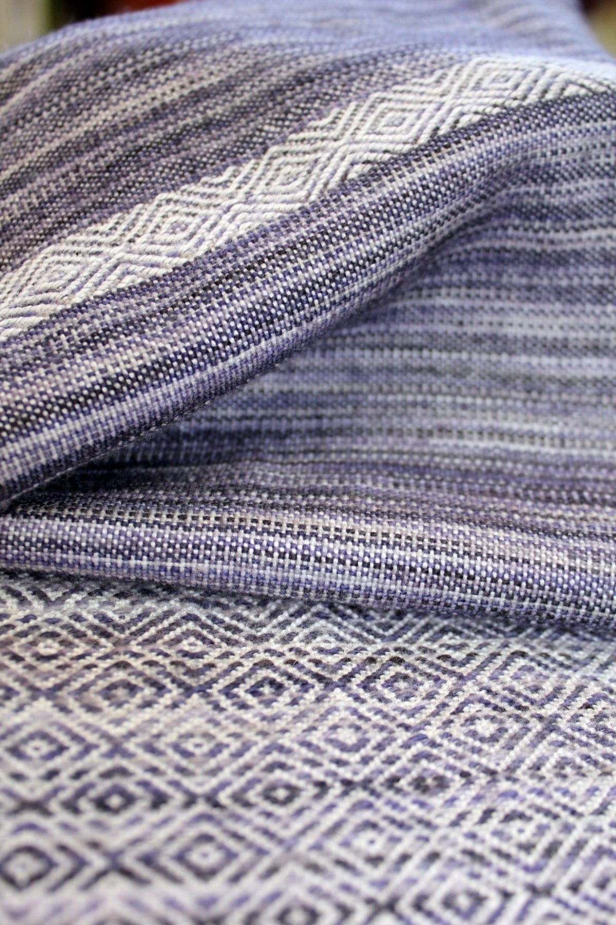 Halcyon Yarn Digital Patterns Serendipity Woven Scarf, download